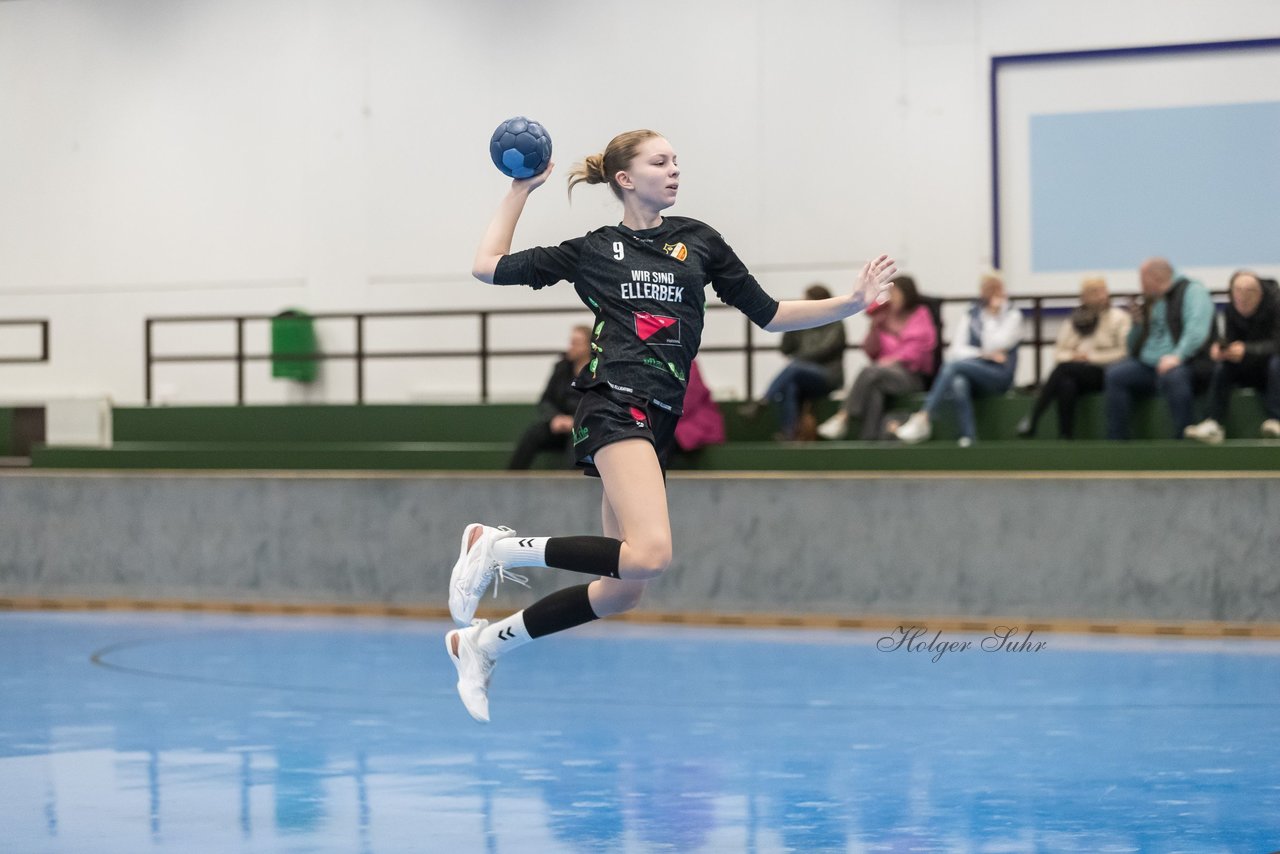 Bild 221 - wBJ TSV Ellerbek - TSV Uetersen : Ergebnis: 15:10